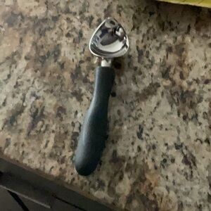 Cutco ice cream scoop
